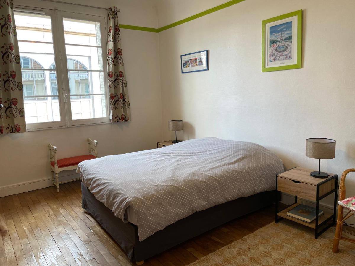 Ferienwohnung Clovis Reims Exterior foto
